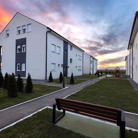 Oaza Apartmani Jakovo Venera ภายนอก รูปภาพ